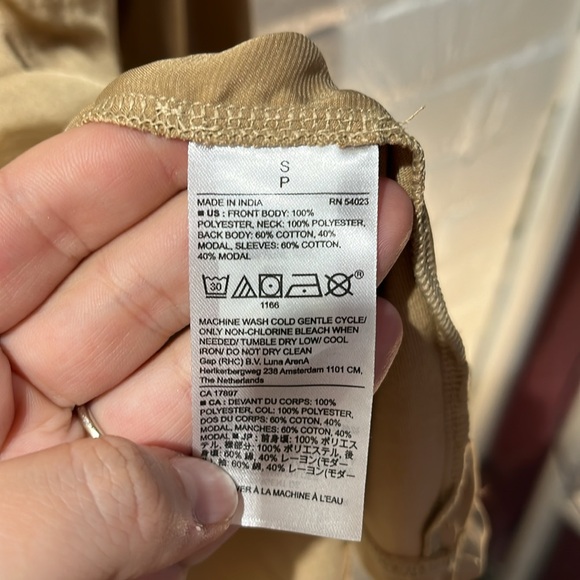 BANANA REPUBLIC BLOUSE NWT - Picture 6 of 8